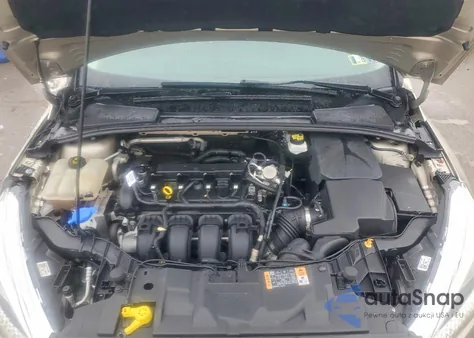 2017 Ford Focus Se z USA, uszkodzony, nr VIN 1FADP3F23HL335924